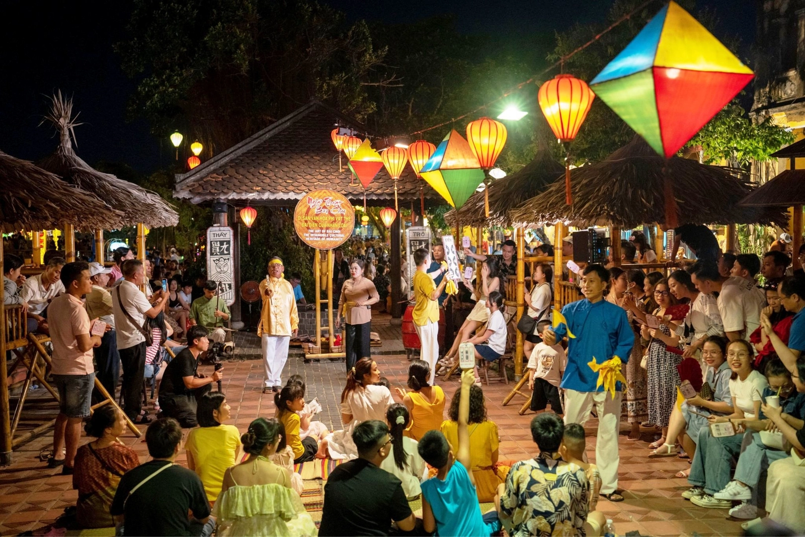 Không gian trình diễn Bài chòi Hội An