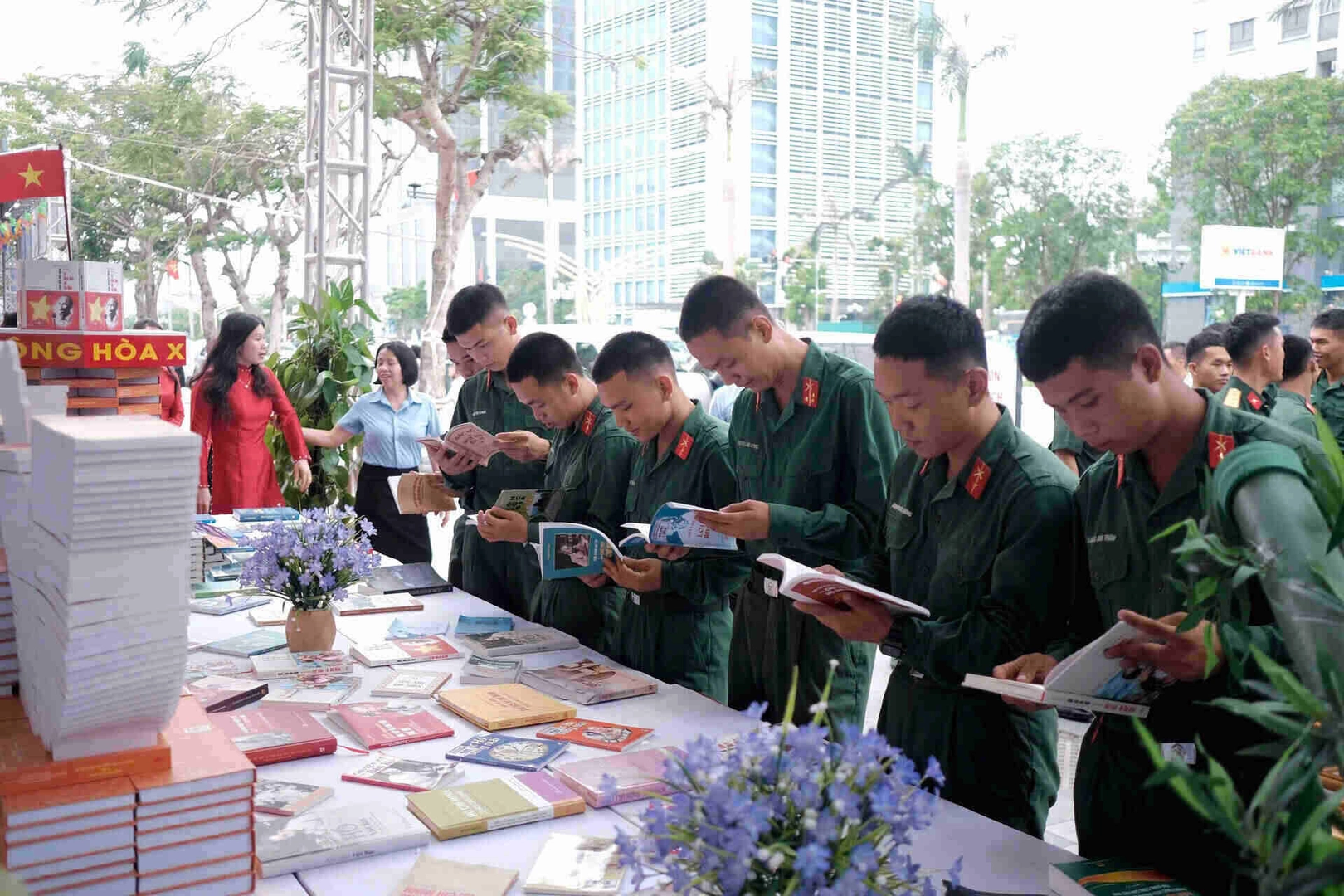 Không gian sách “Nghệ An – Những trang văn hóa”