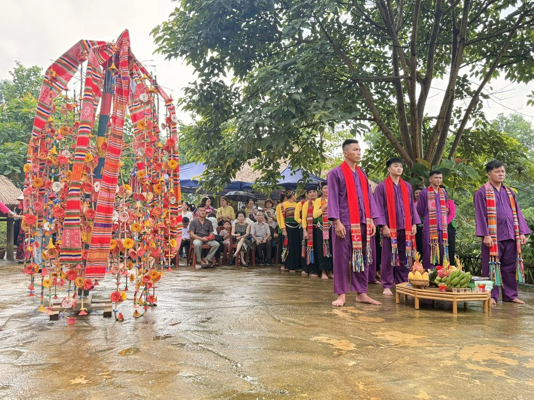 Trình diễn Pồn Pôông – Sắc màu văn hóa Mường
